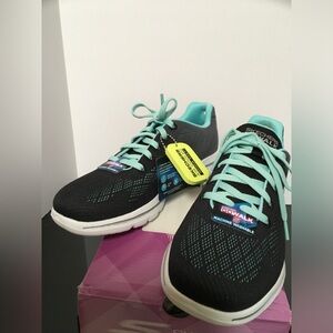 Skechers GOwalk 5 Alive Womens Black & Aqua Athletic Sneakers